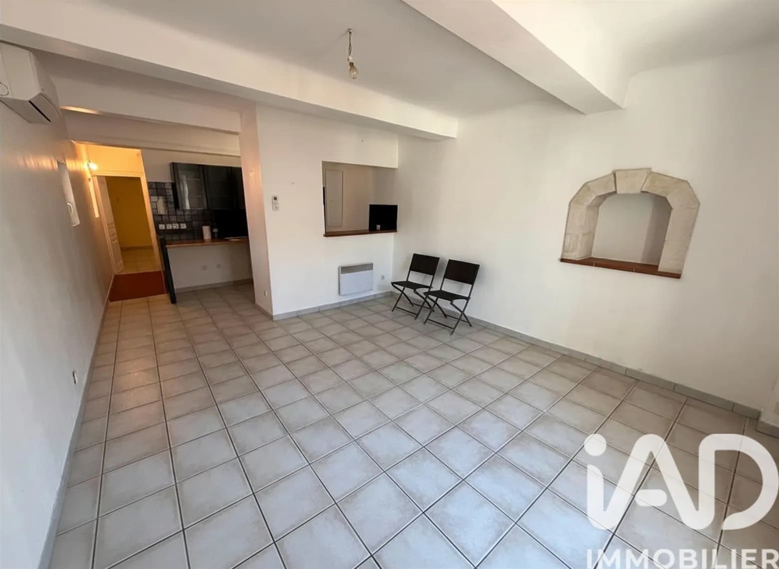 Appartement à Saint-Zacharie - Miniature 4